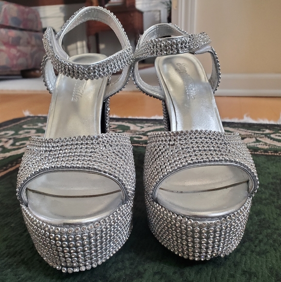 Dolls Kill sugar thrillz heels - Picture 2 of 4